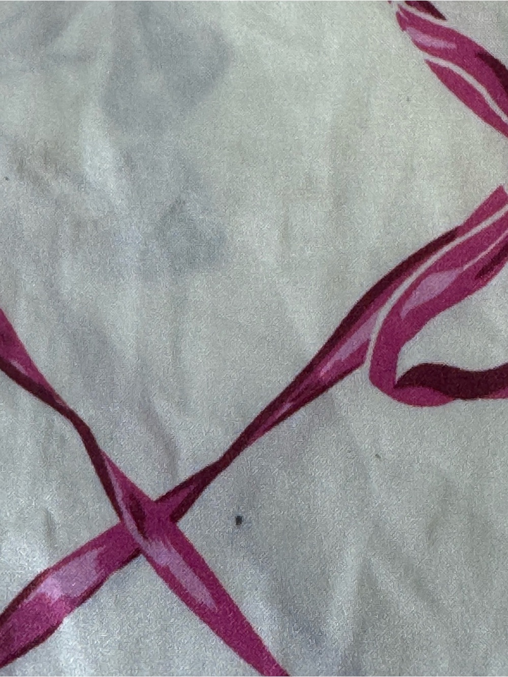 Authentic SLIP® Silk Sweet Cherry Queen Pillowcase - Picture 10 of 12